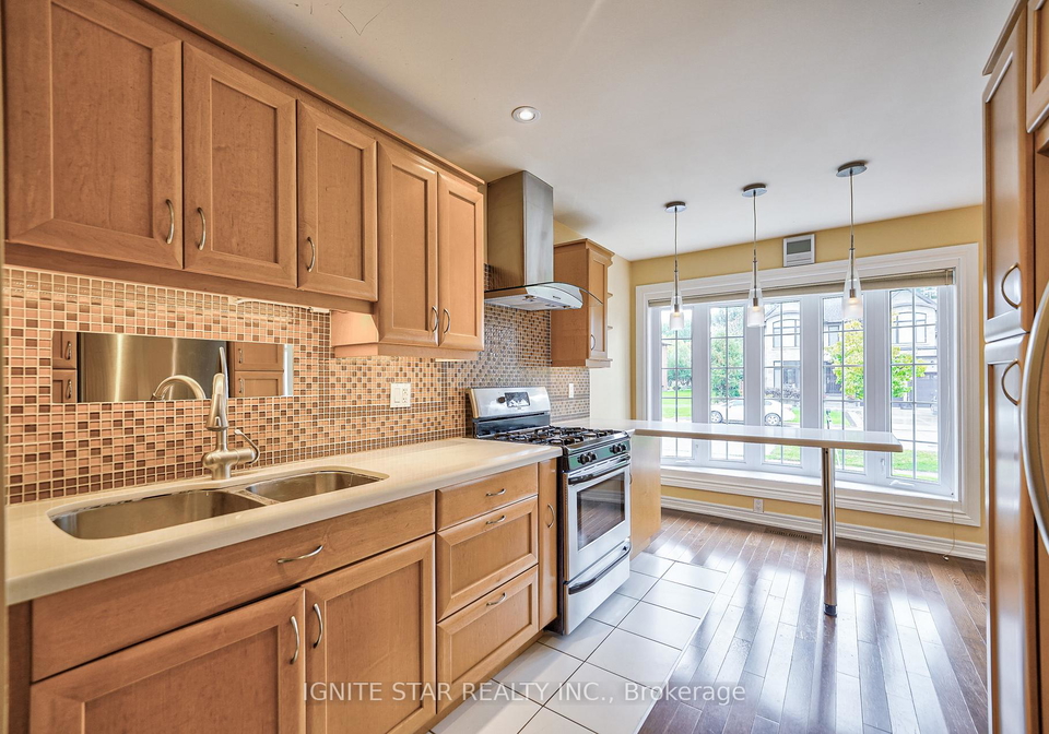 580-arbor-road-mississauga-ontario-w12382029