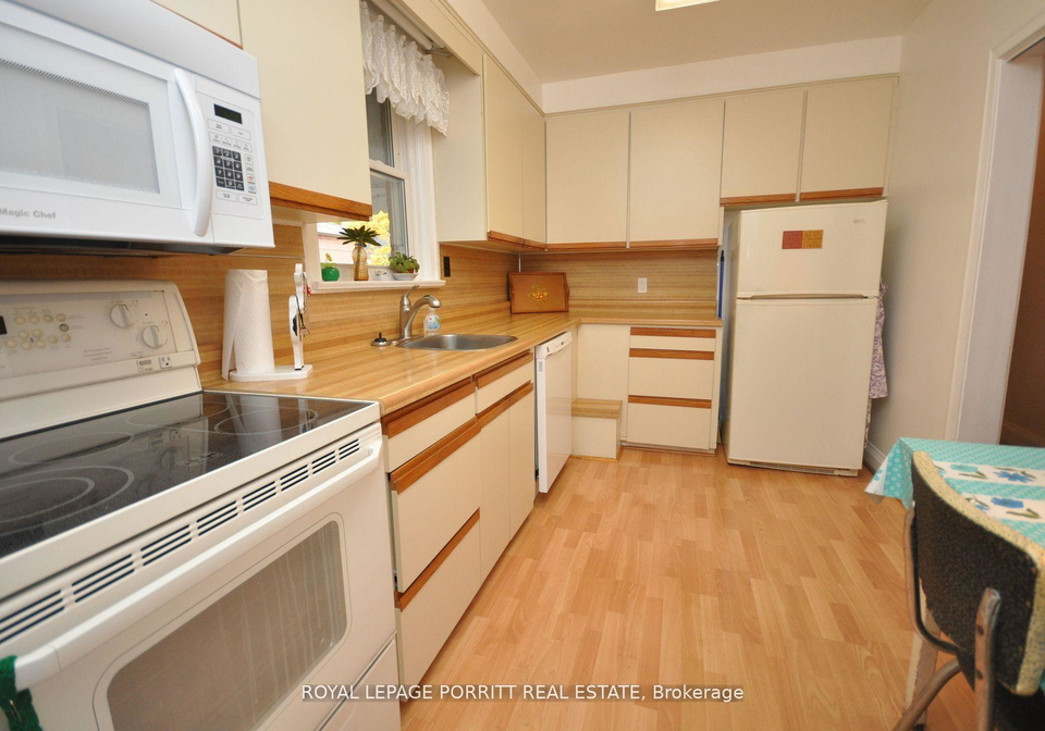 42-ecker-drive-etobicoke-ontario-w12382079