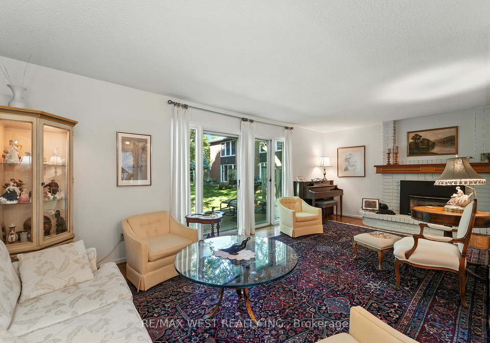 1393-royal-york-road-etobicoke-ontario-w12382196