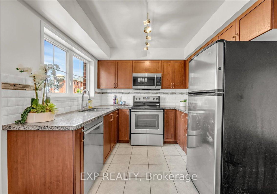 2468-post-road-oakville-ontario-w12382291