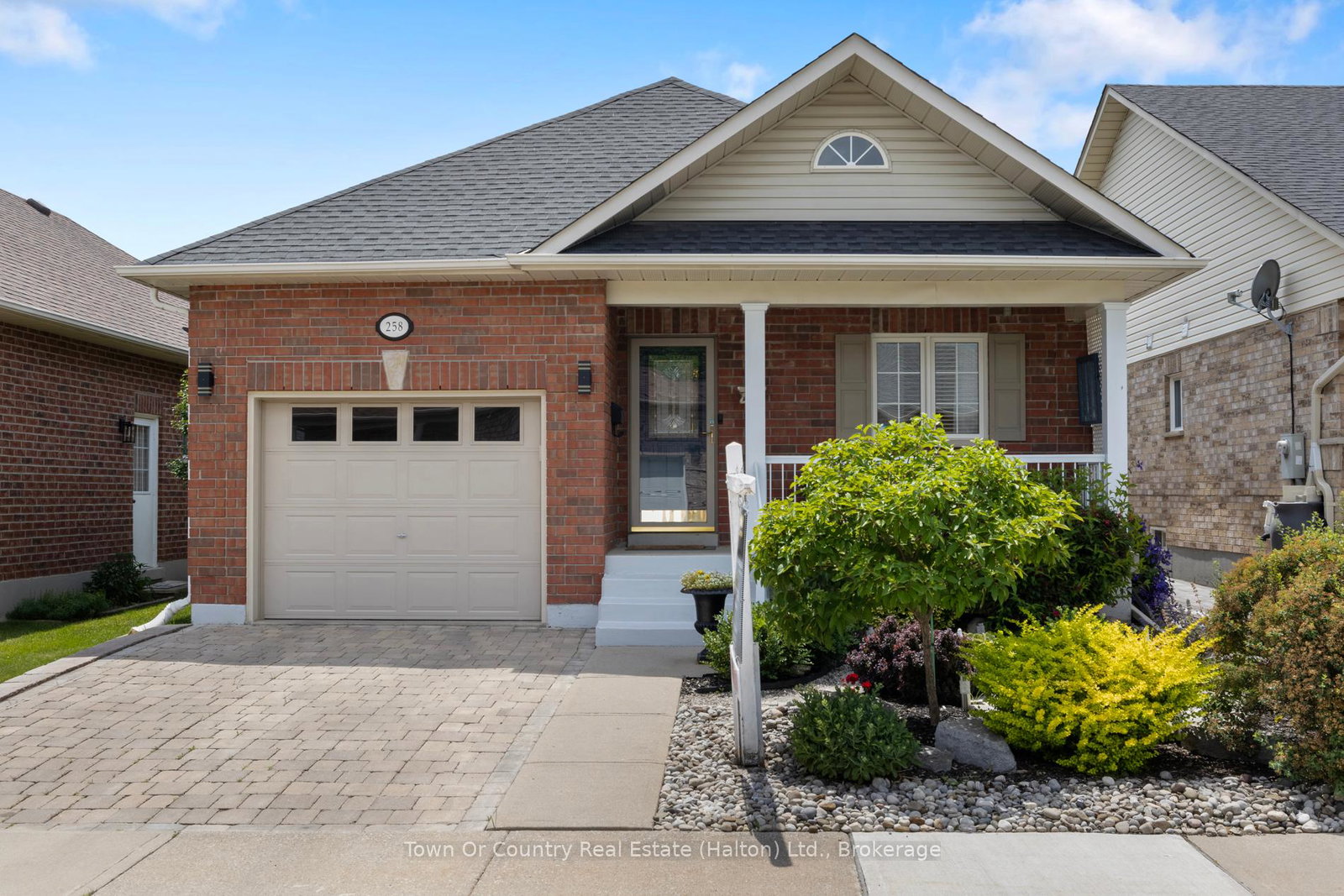 258-malick-street-milton-ontario-w12382351