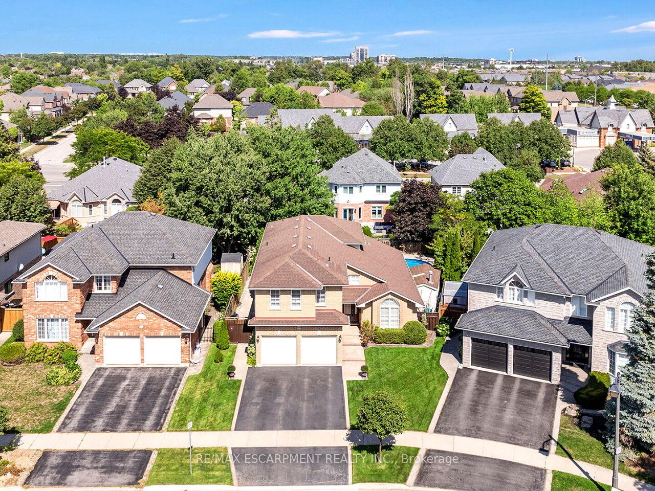 2026-waterbridge-drive-burlington-ontario-w12382377