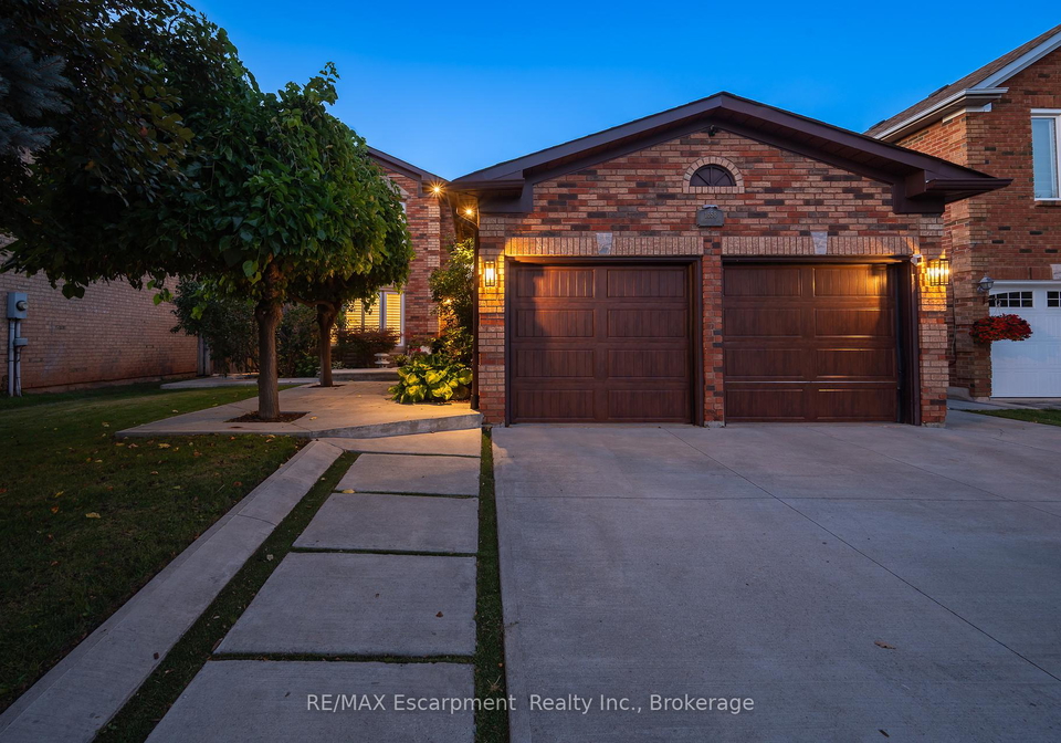 1658-heritage-way-oakville-ontario-w12382653