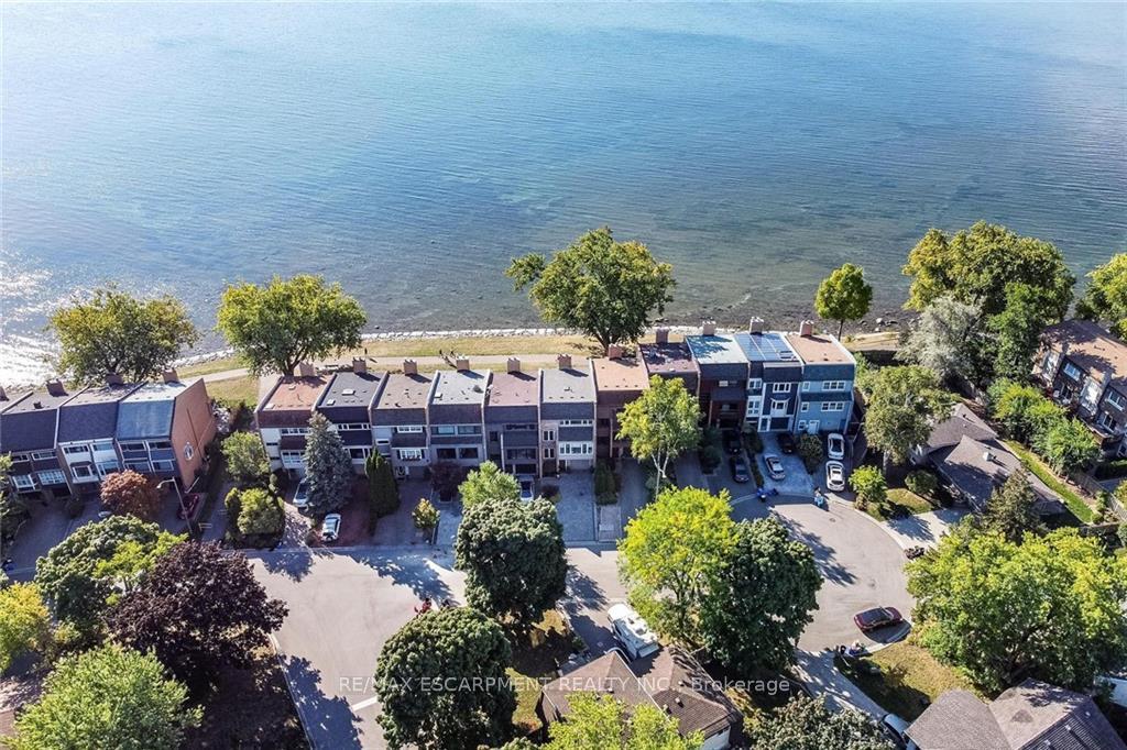 2082-waters-edge-drive-oakville-ontario-w12382735