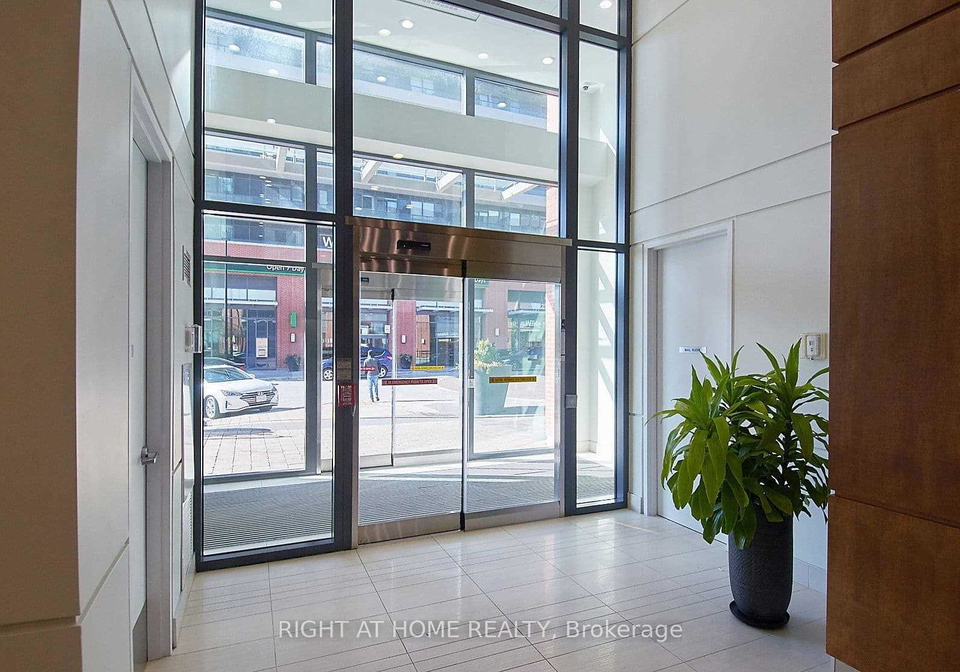 2200-lakeshore-boulevard-w-etobicoke-ontario-w12383103