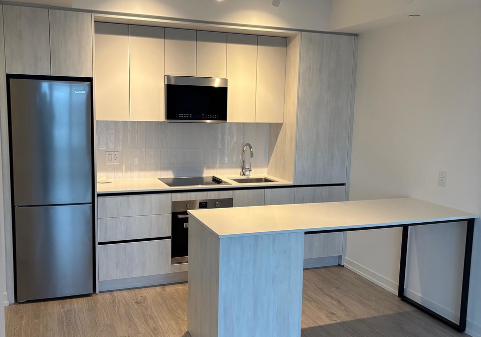 2485-eglinton-avenue-w-mississauga-ontario-w12383299