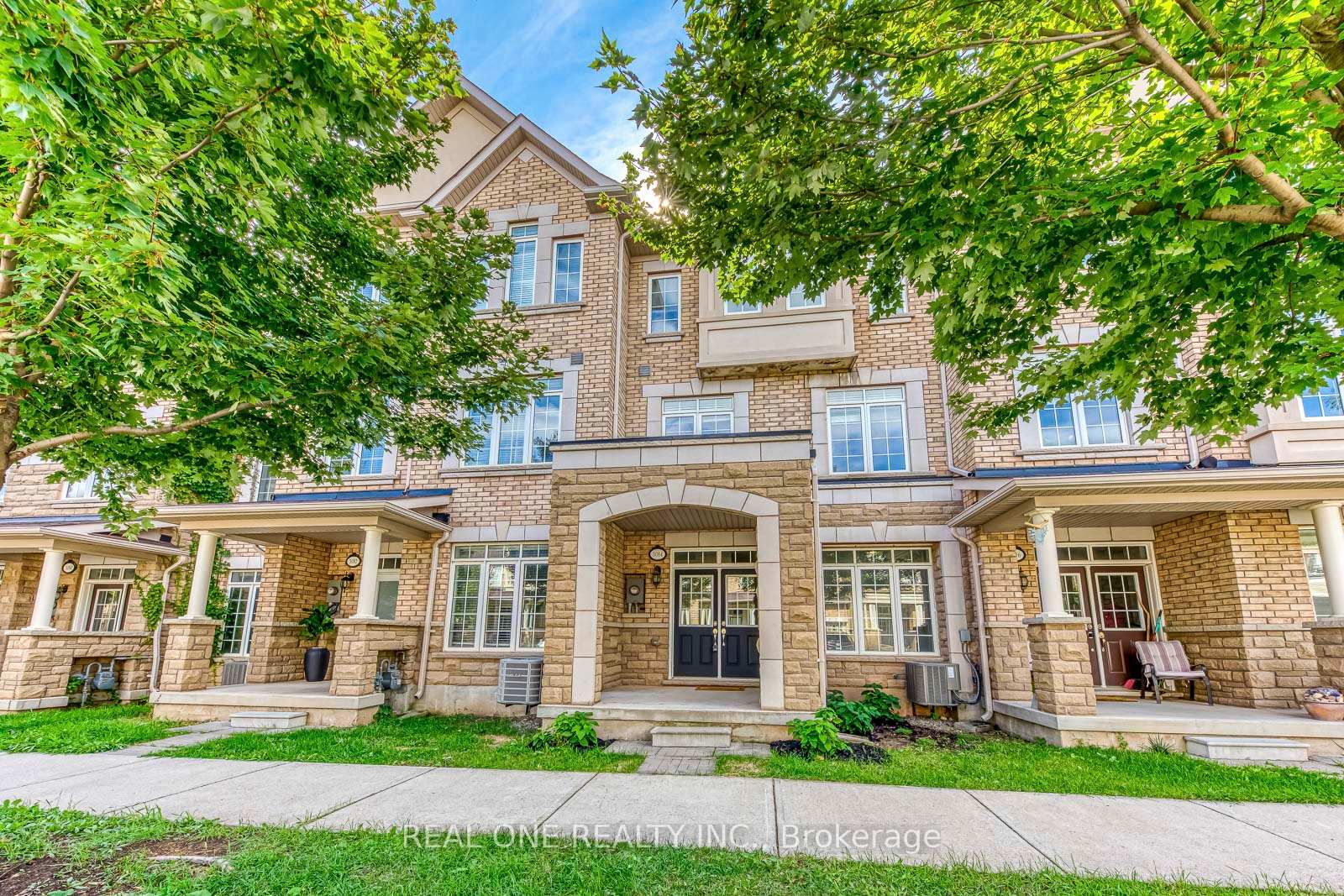 3084-eberly-woods-drive-oakville-ontario-w12383417