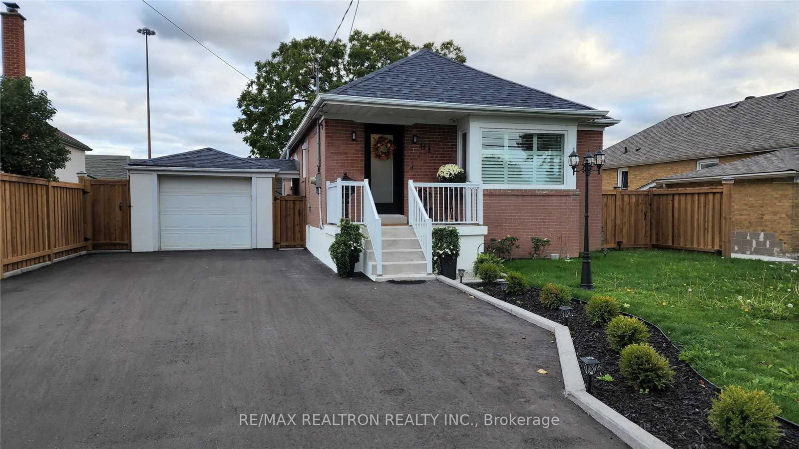 91-whitley-basement-a-avenue-york-ontario-w12383446