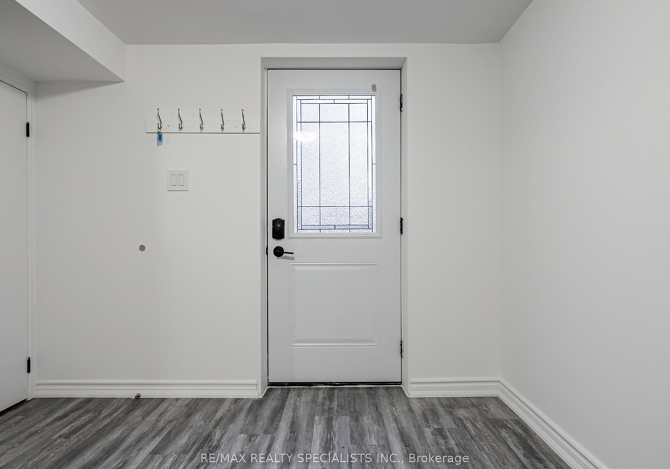 10-kentroyal-drive-etobicoke-ontario-w12383571