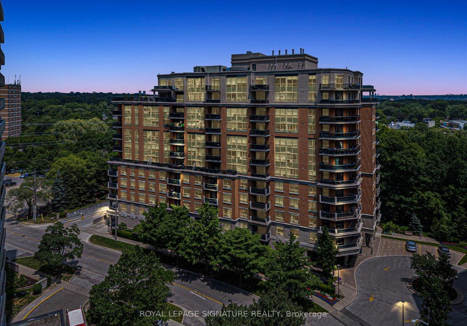 1-lomond-drive-etobicoke-ontario-w12383602