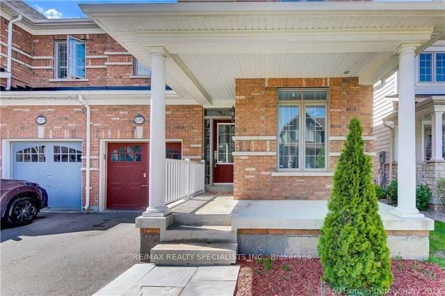 125-donovan-heights-milton-ontario-w12383693