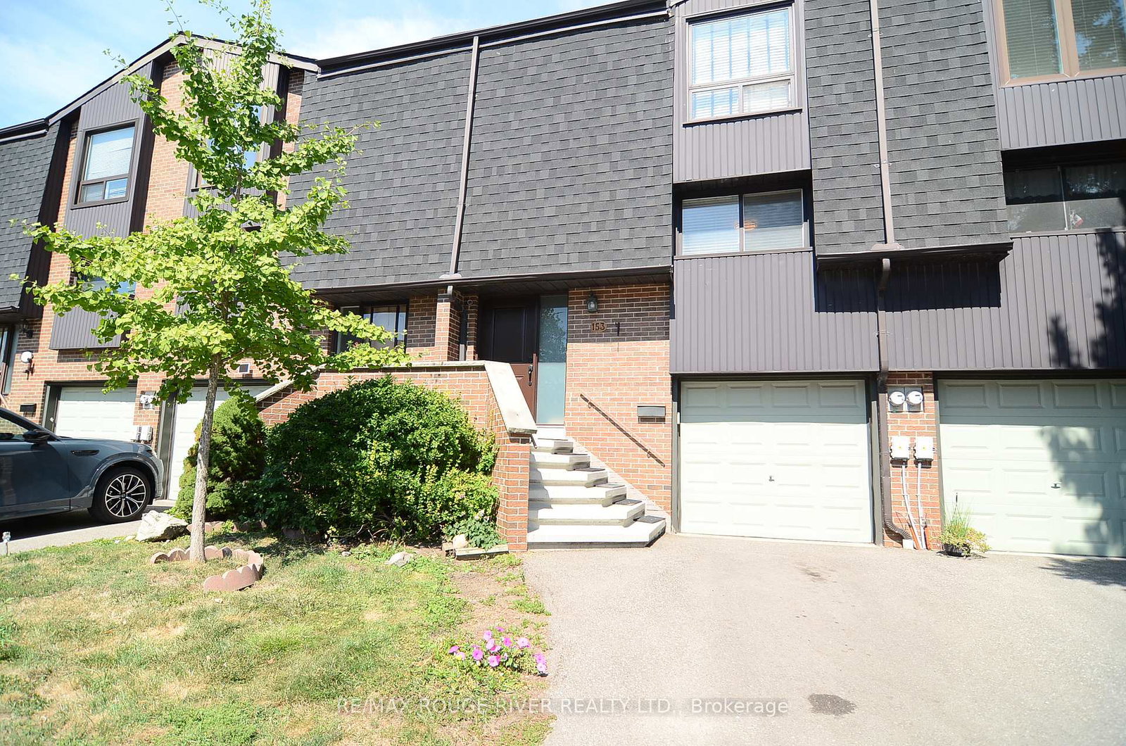 153-maple-branch-path-etobicoke-ontario-w12384222