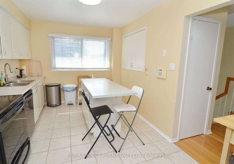 153-maple-branch-path-etobicoke-ontario-w12384222