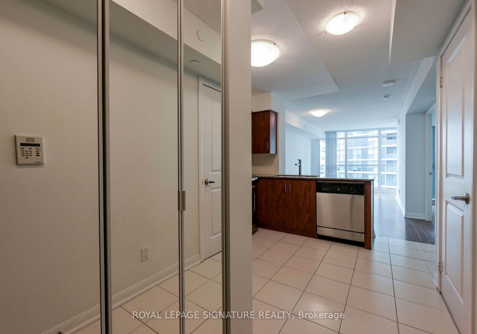 215-sherway-gardens-road-etobicoke-ontario-w12384267