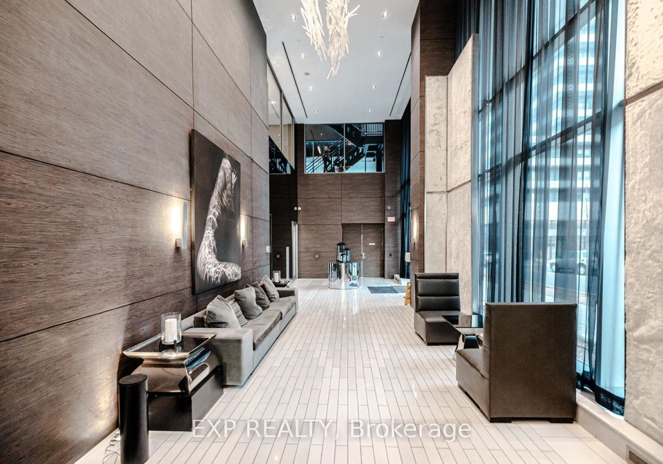 33-shore-breeze-drive-etobicoke-ontario-w12384325