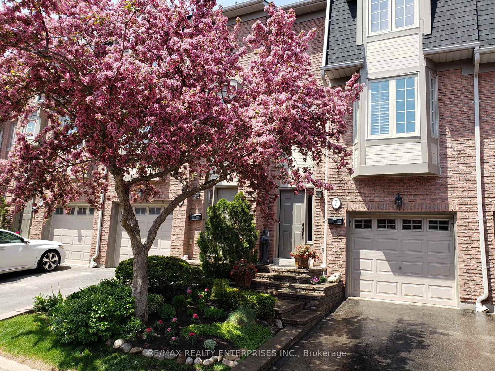 3140-fifth-line-w-mississauga-ontario-w12384334