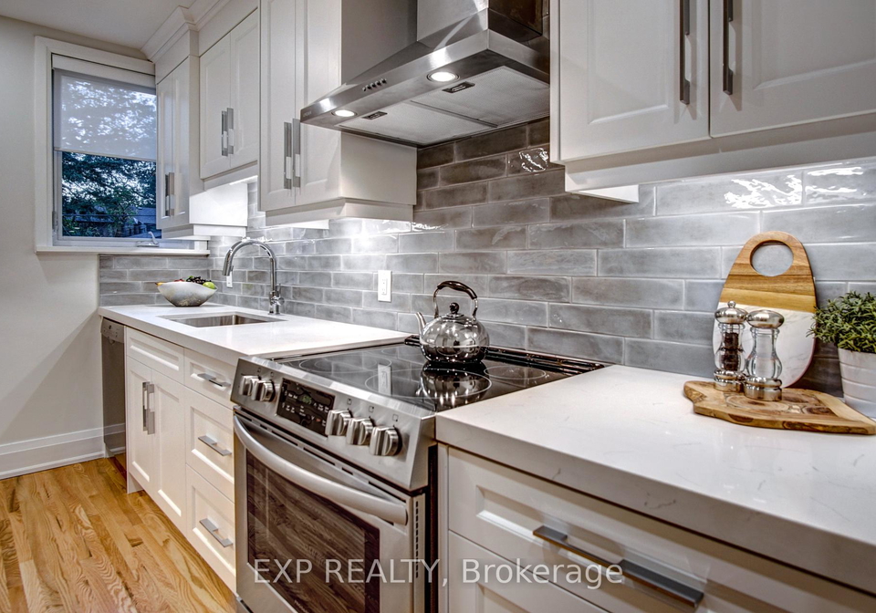 380-jane-street-toronto-ontario-w12384409