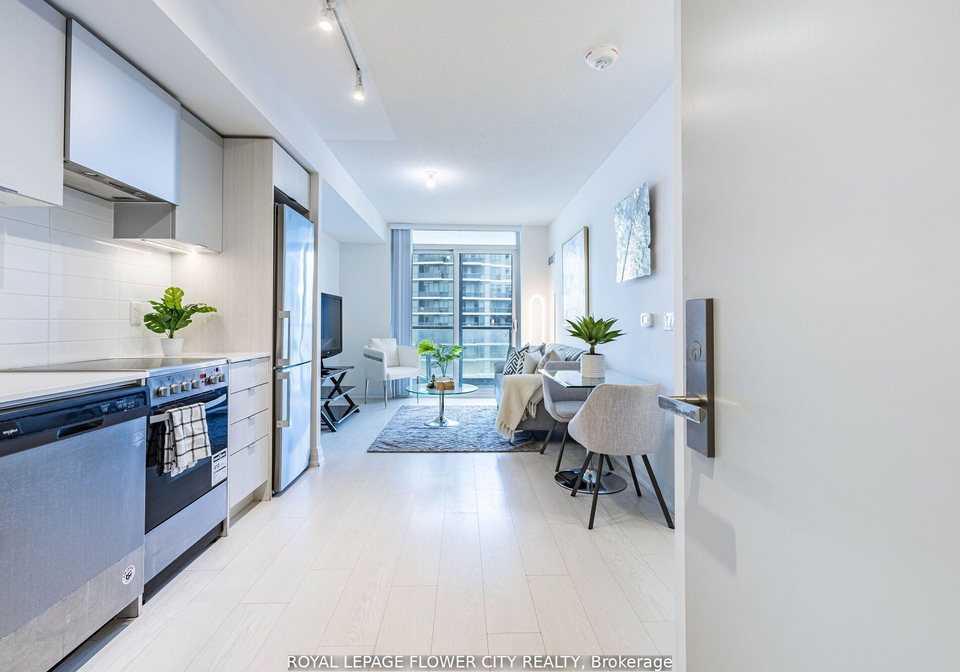 30-gibbs-road-etobicoke-ontario-w12384645