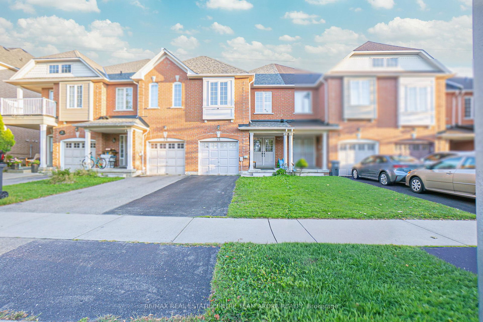 72-pefferlaw-circle-brampton-ontario-w12384692