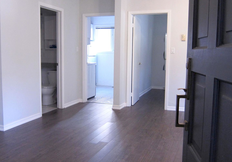 184-ellis-avenue-toronto-ontario-w12384791