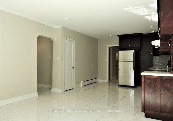 4emerald-crescent-etobicoke-ontario-w12384928