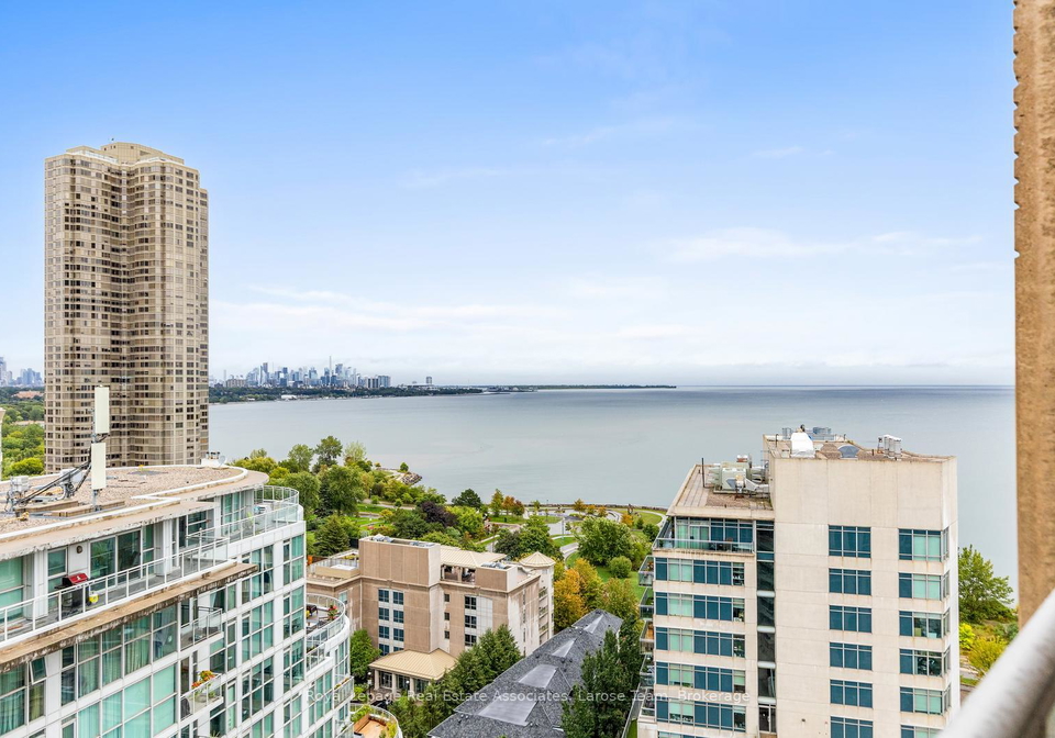 3-marine-parade-drive-etobicoke-ontario-w12384989