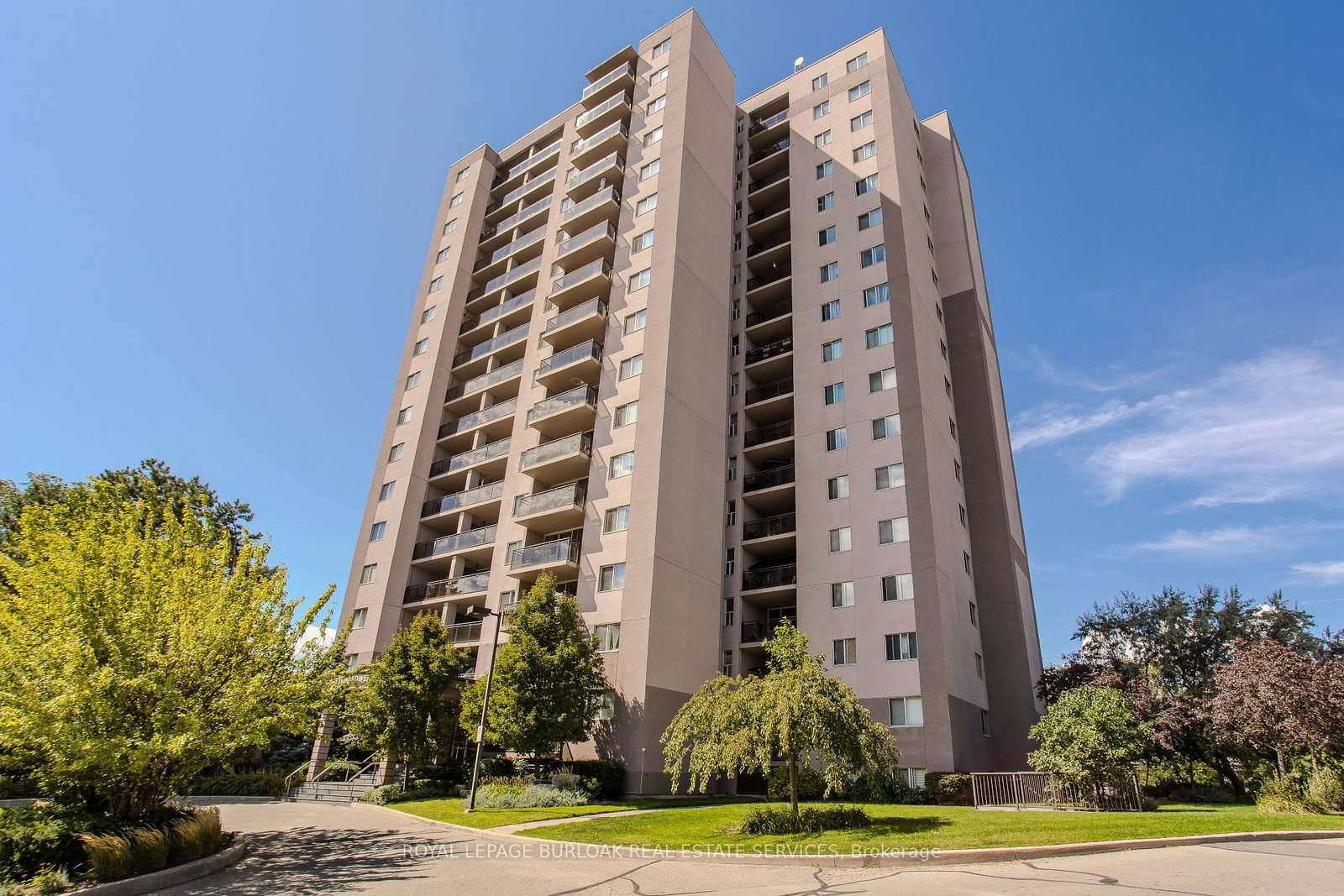 975-warwick-court-burlington-ontario-w12385074