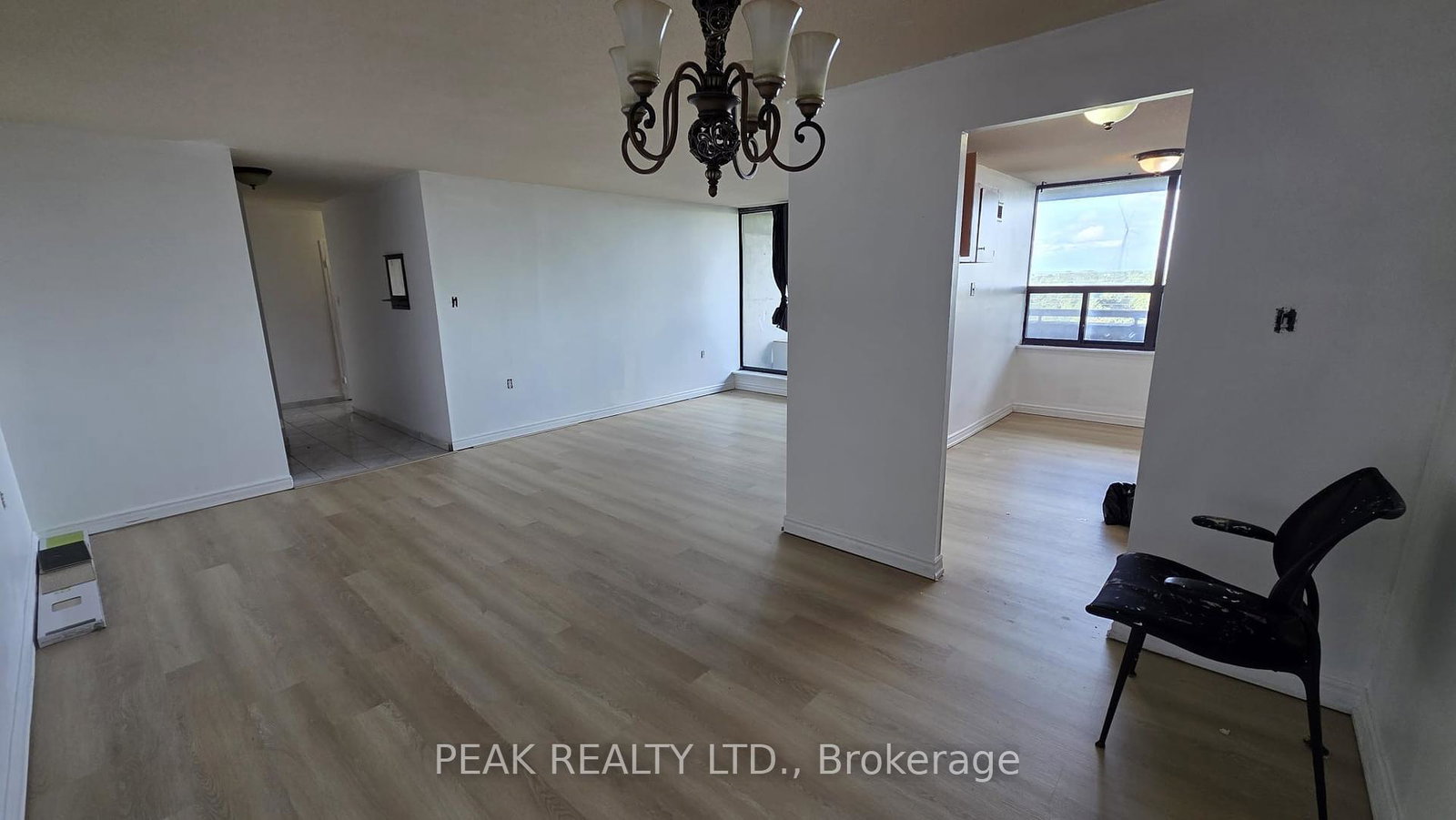 18-knightsbridge-road-brampton-ontario-w12385112