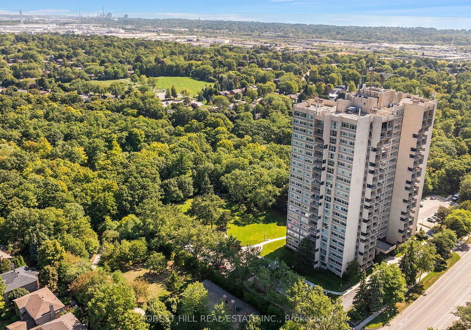1359-white-oak-boulevard-e-oakville-ontario-w12385296