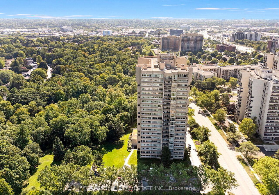 1359-white-oak-boulevard-e-oakville-ontario-w12385296