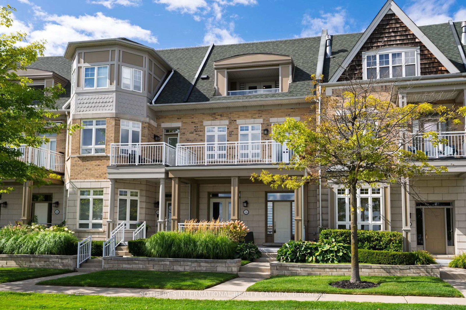 54-st-lawrence-drive-mississauga-ontario-w12385340