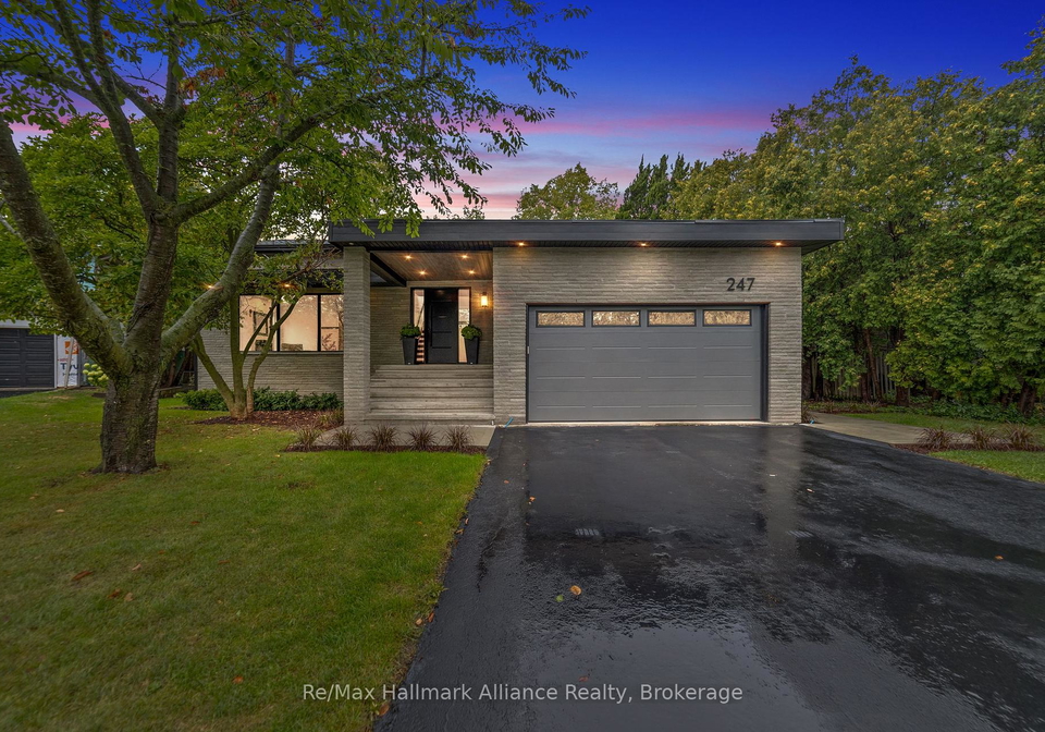 247-willowridge-court-oakville-ontario-w12385351