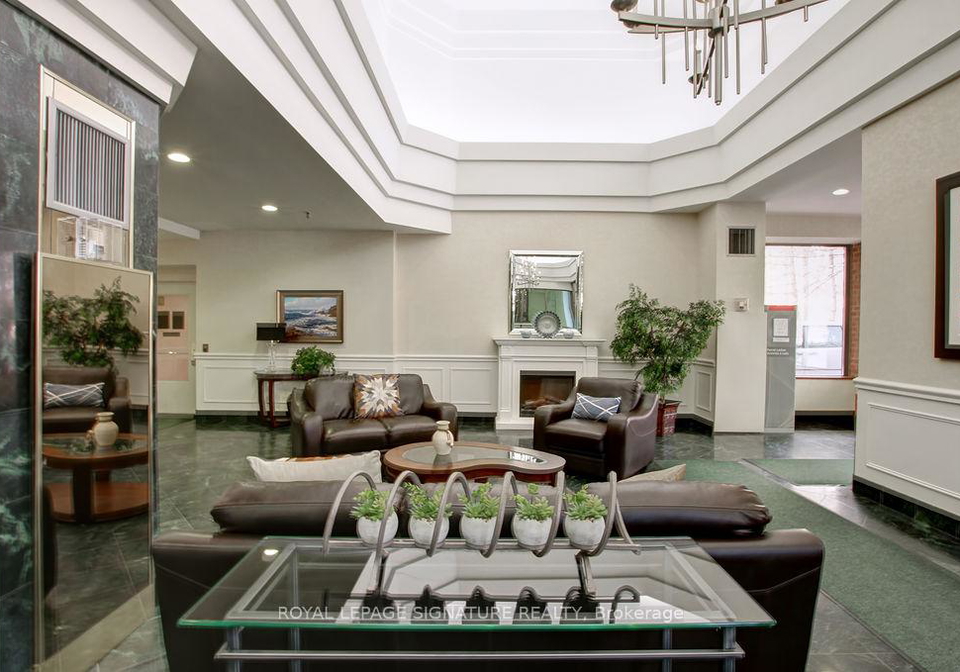1271-walden-circle-mississauga-ontario-w12385551