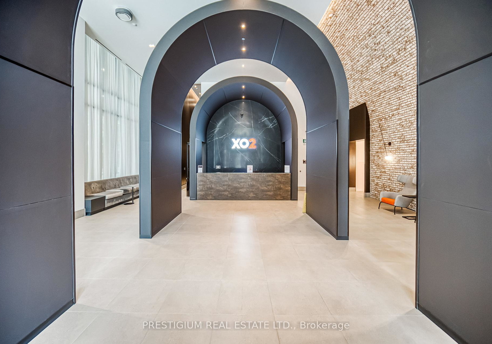 285-dufferin-street-toronto-ontario-w12385587