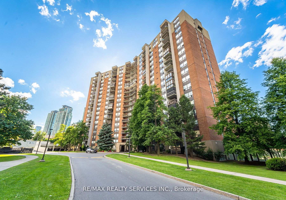 20-valley-boulevard-mississauga-ontario-w12385642