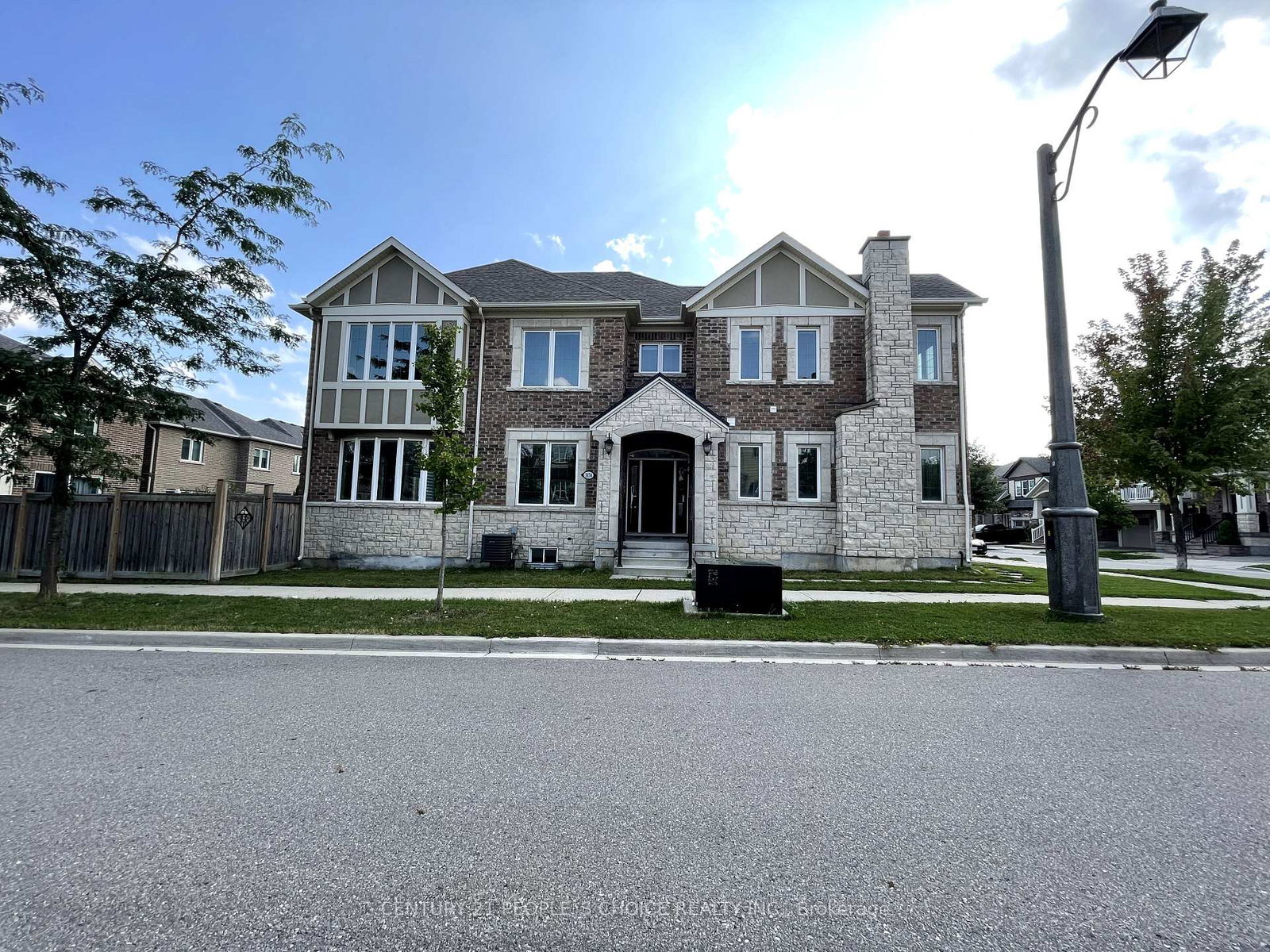 3174-daisy-way-oakville-ontario-w12385669