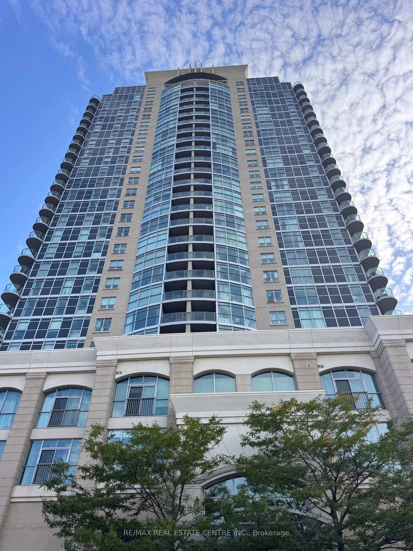 9-george-street-brampton-ontario-w12385748