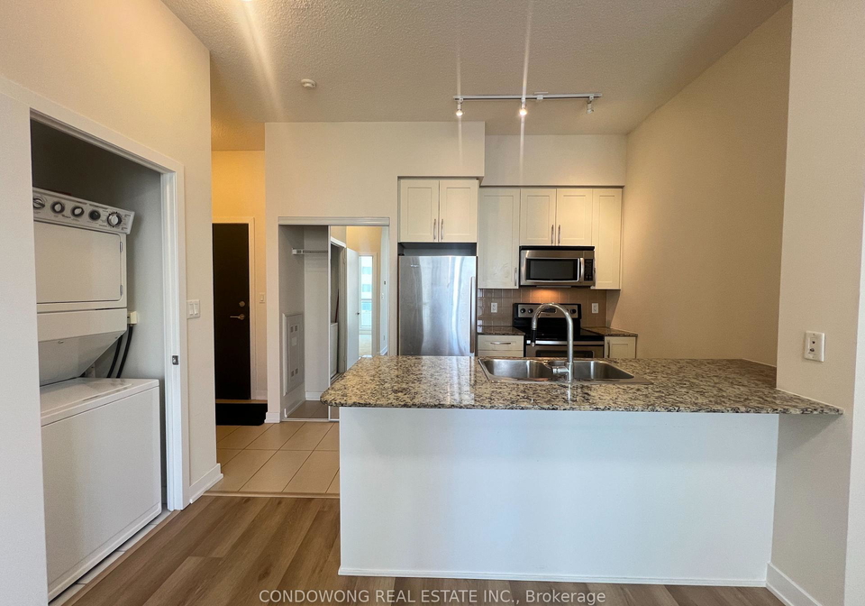 4070-confederation-parkway-mississauga-ontario-w12386265
