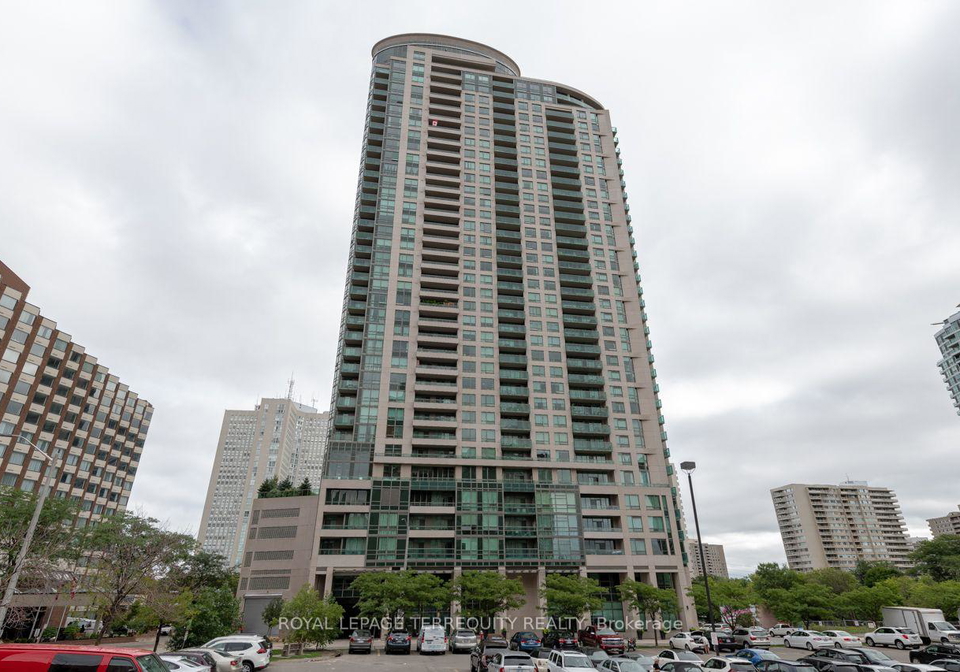 208-enfield-place-mississauga-ontario-w12386351