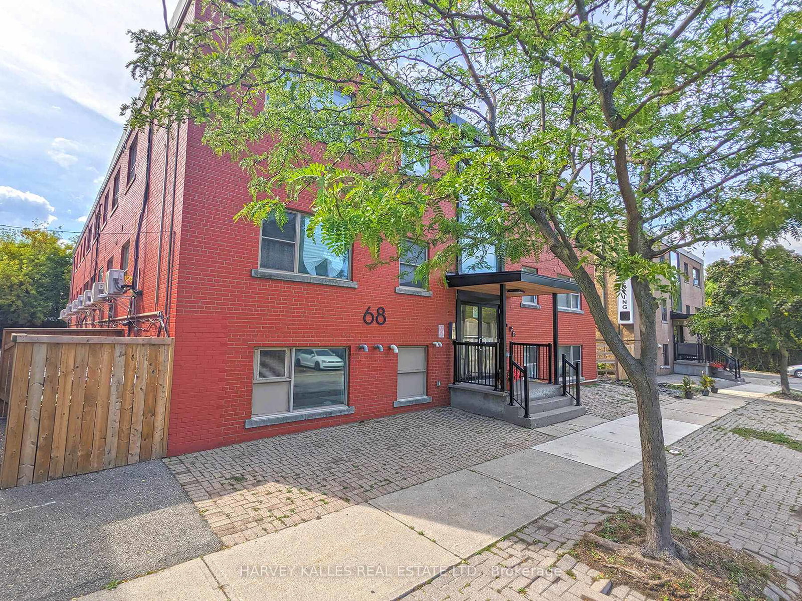 68-fifteenth-street-etobicoke-ontario-w12386469