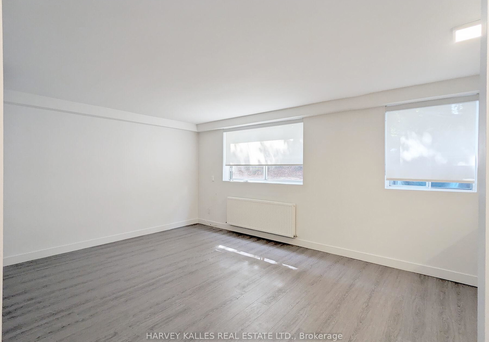 68-fifteenth-street-etobicoke-ontario-w12386469