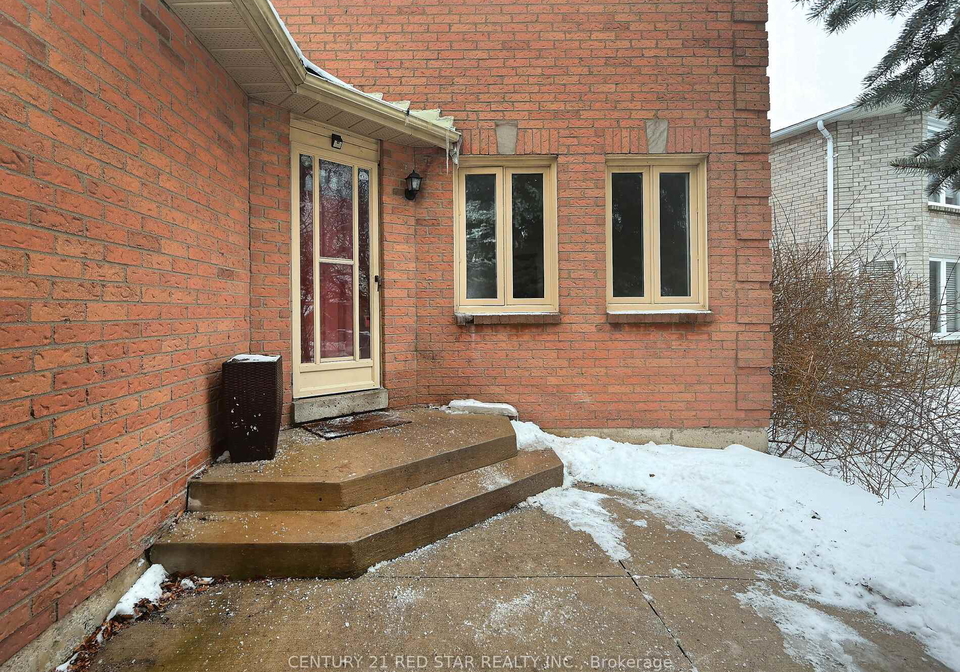 68-la-france-road-brampton-ontario-w12386526