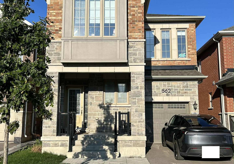 562-kennedy-circle-w-milton-ontario-w12386642