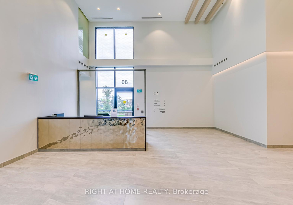 86-dundas-street-e-mississauga-ontario-w12386733