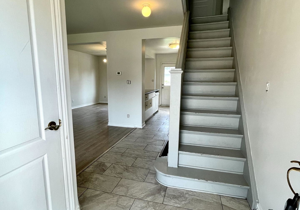 35-renfield-street-north-york-ontario-w12386881