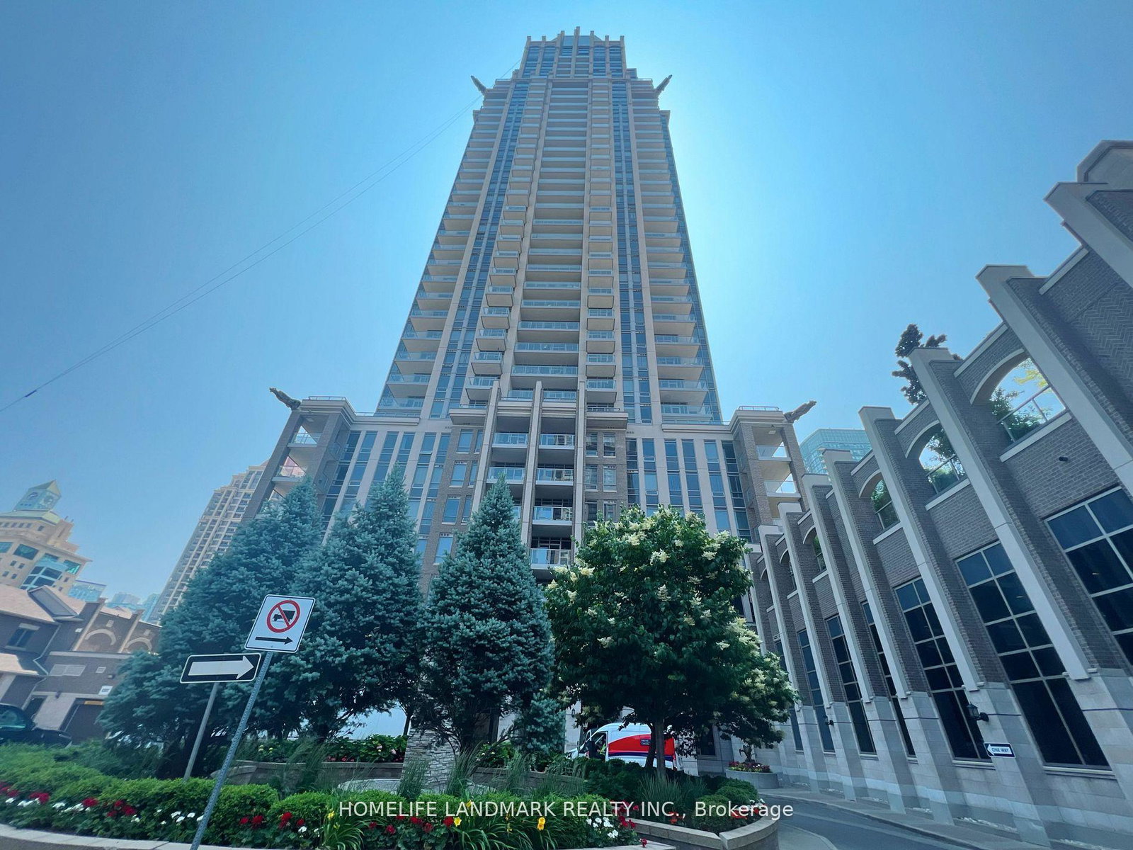 388-prince-of-wales-drive-mississauga-ontario-w12386954