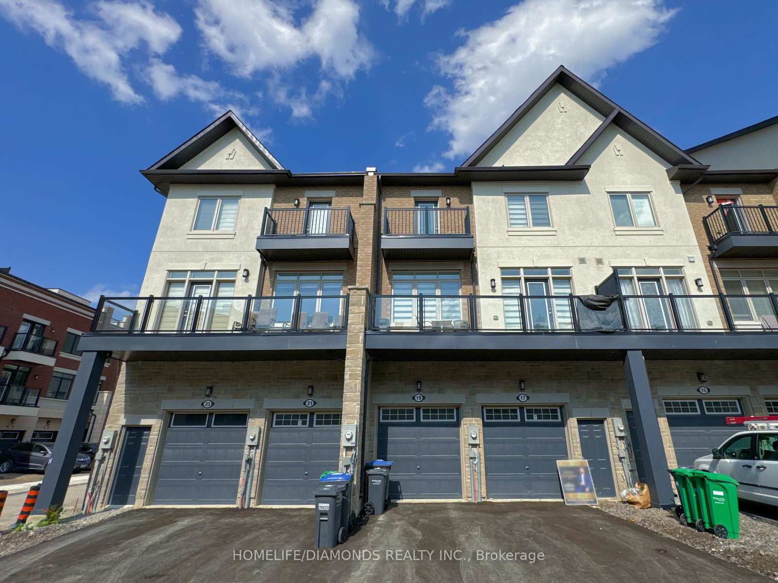 19-springdale-avenue-caledon-ontario-w12387100