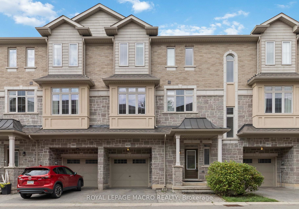 2010-deerview-common-oakville-ontario-w12387390