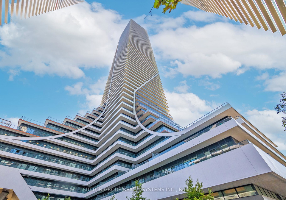 30-shore-breeze-drive-etobicoke-ontario-w12387391