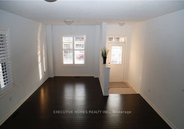 1457-chretien-street-milton-ontario-w12387451